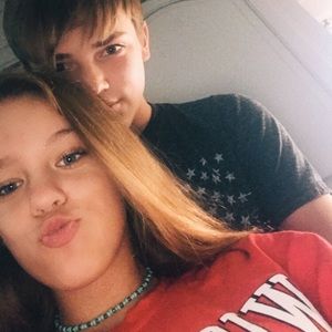 Meet your Posher, Isabel